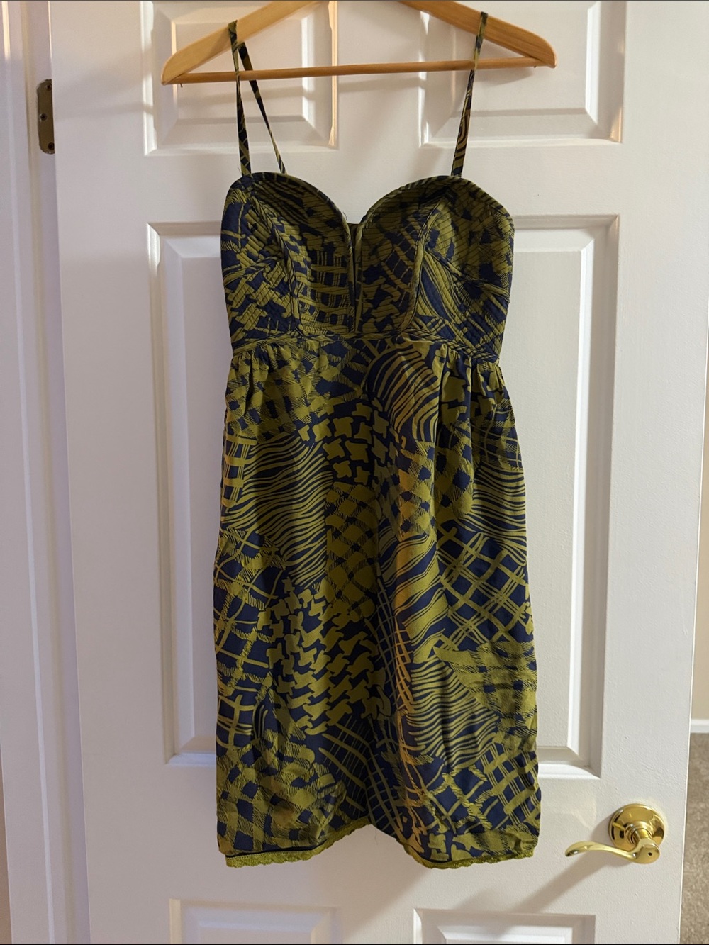 Strapless Patterned Sweetheart Dress in Olive and Navy